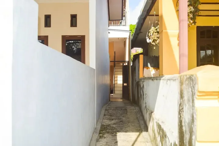 Баликпапан: OYO 91491 Zalfa Guest House Syariah