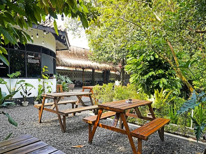 Бандунг: Super OYO 91350 Garden Hostel