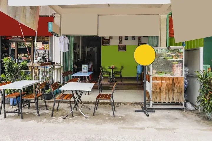 Батам: Spot On 91344 Wr House Syariah Batam
