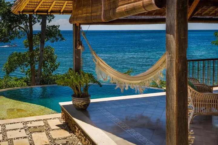 Бунутан: Aquamarine Beach Villas