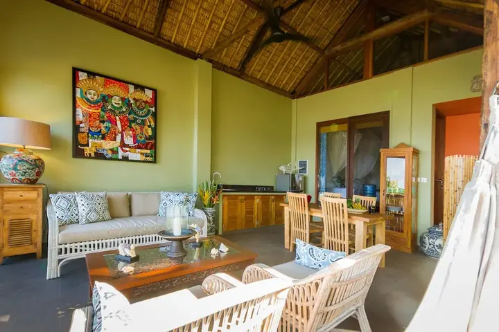 Бунутан: Aquamarine Beach Villas