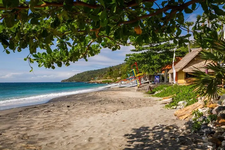 Бунутан: Aquamarine Beach Villas