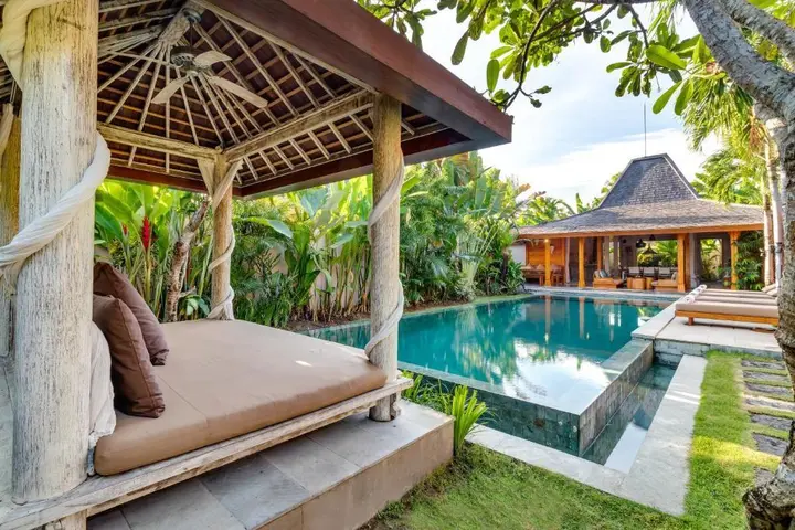 Керобокан: Peaceful 4 Bedrooms Private Pool Villas Rice Field View