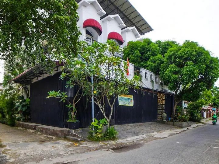 Медан: SUPER OYO 91627 Wika Wiki Homestay