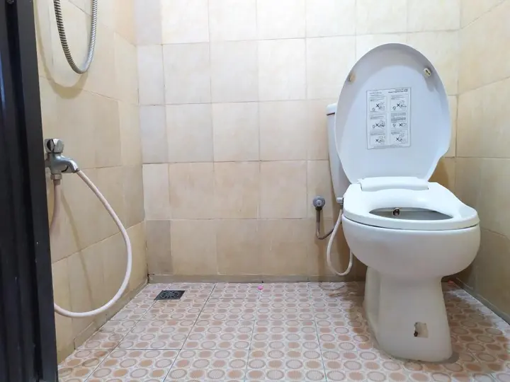 Палопо: OYO 90977 Wisma Pelangi Palopo