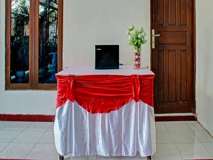 Купанг: OYO 91416 Puri 88 Homestay