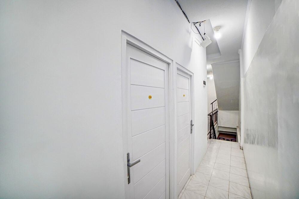 Медан: OYO 91236 Angelyn 2 Homestay