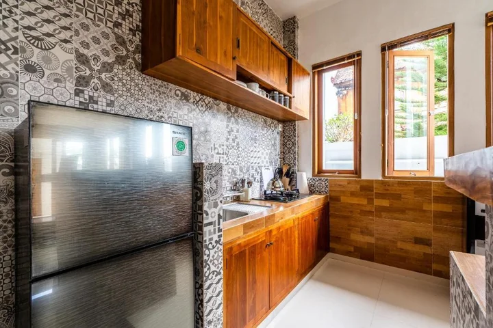 Блахбату: Mironia Villa