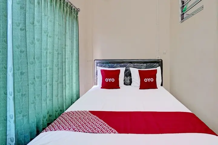 Травас: Oyo 91572 Kost Esklusif Barokah