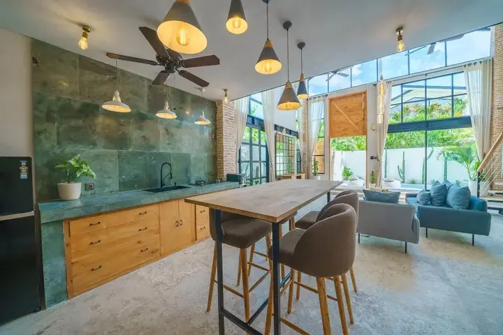 Переренан: Villa Upeksha
