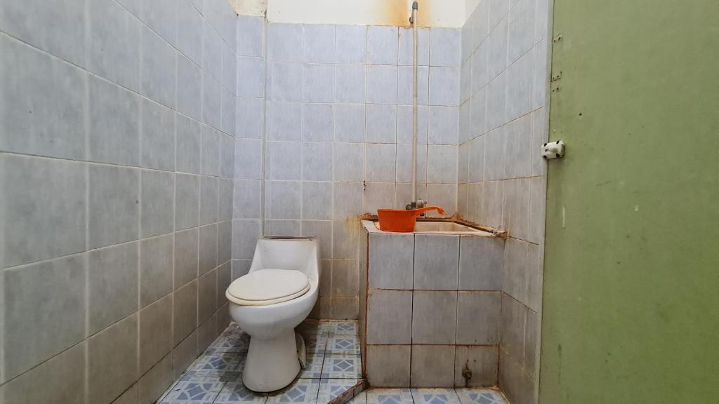 Пеканбару: Oyo 91200 Wisma Gio Amanda