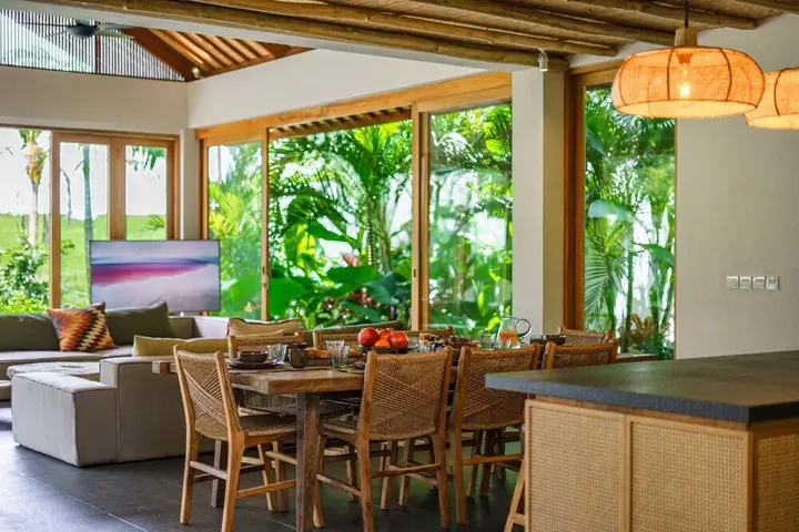 Переренан: Villa Kauh - Luxury Tropical 5BR Villa