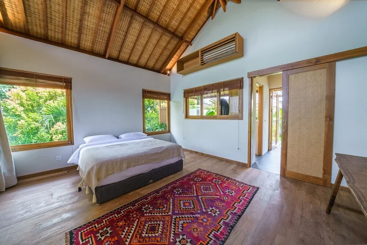 Переренан: Villa Kauh - Luxury Tropical 5BR Villa