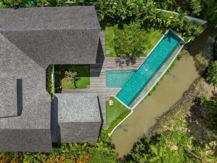 Переренан: Villa Kauh - Luxury Tropical 5BR Villa