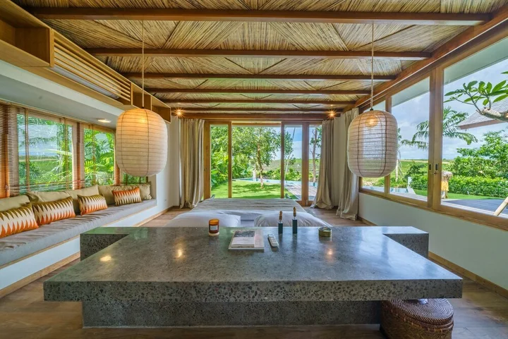 Переренан: Villa Kauh - Luxury Tropical 5BR Villa