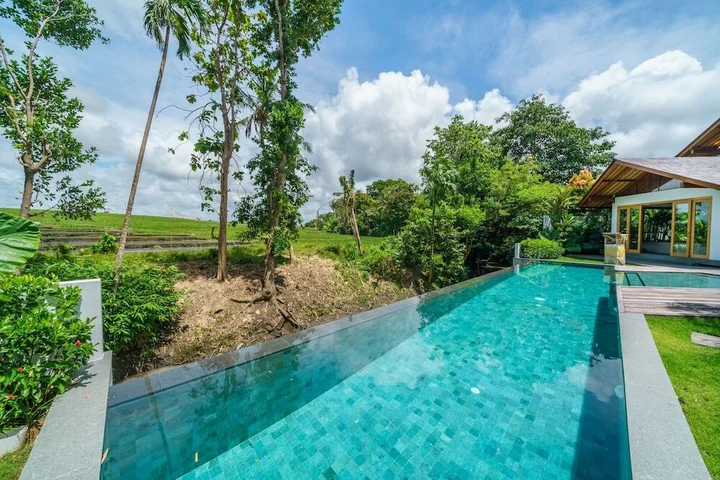 Переренан: Villa Kauh - Luxury Tropical 5BR Villa