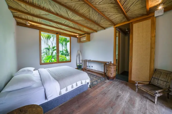 Переренан: Villa Kauh - Luxury Tropical 5BR Villa