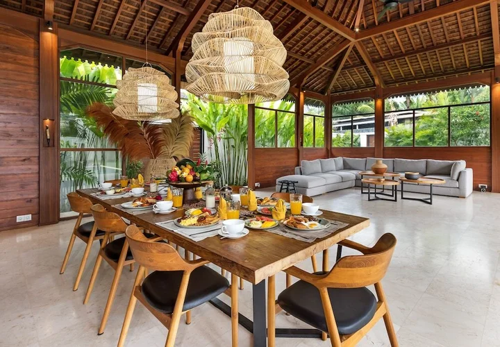 Керобокан: Villa Aloui by Villa Finder