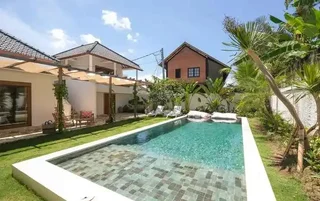 Керобокан: Casa Luce