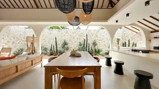 Керобокан: Casa Luce