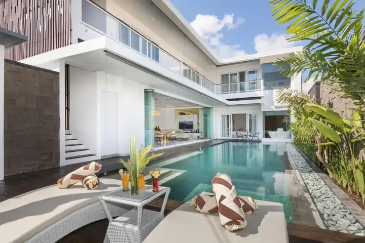 Кута: Villa Louis Legian by Nagisa Bali