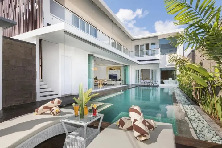 Кута: Villa Louis Legian by Nagisa Bali