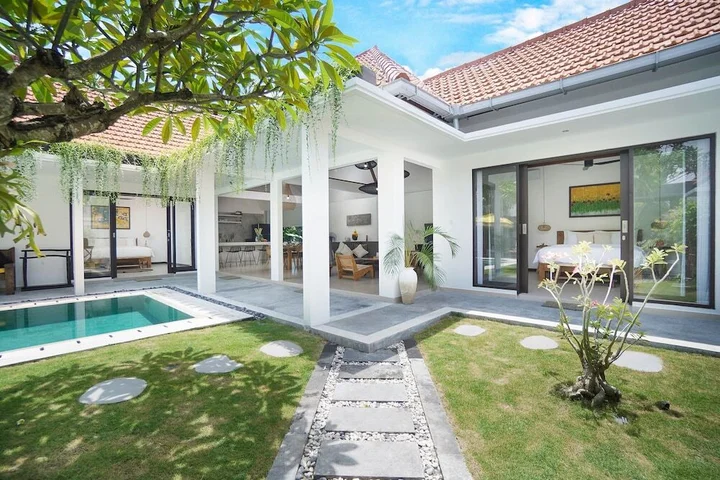 Кута: Sunglow Villa