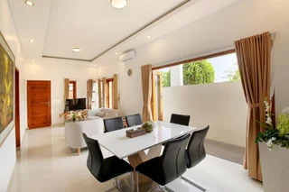 Унгасан: Askara Villa Uluwatu