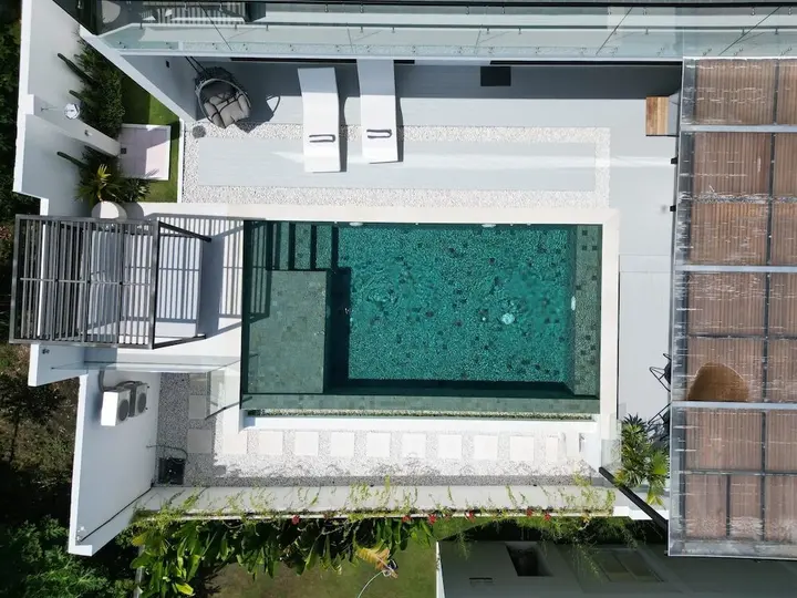Пекату: Makai Uluwatu