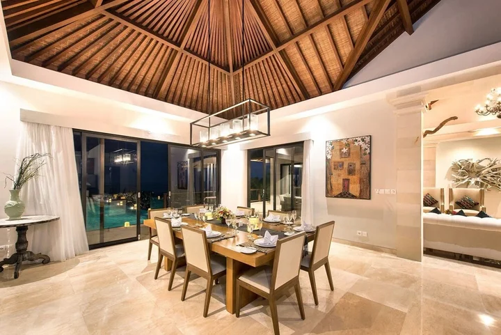 Унгасан: Karang Saujana Estate