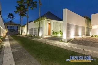 Кута: Fenosa Seminyak Villas by Nagisa Bali