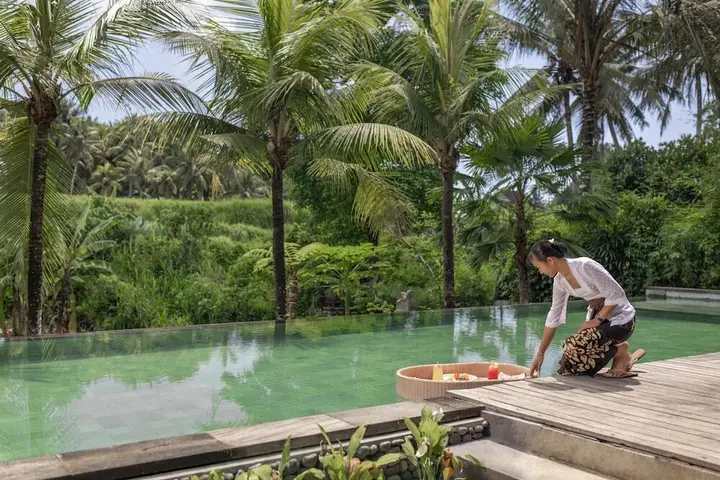 Сукавати: Rumah Kayu Resort
