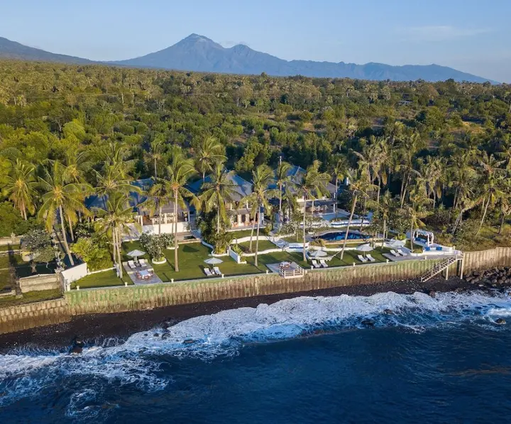 Туламбен: Kanna Seafront Estate