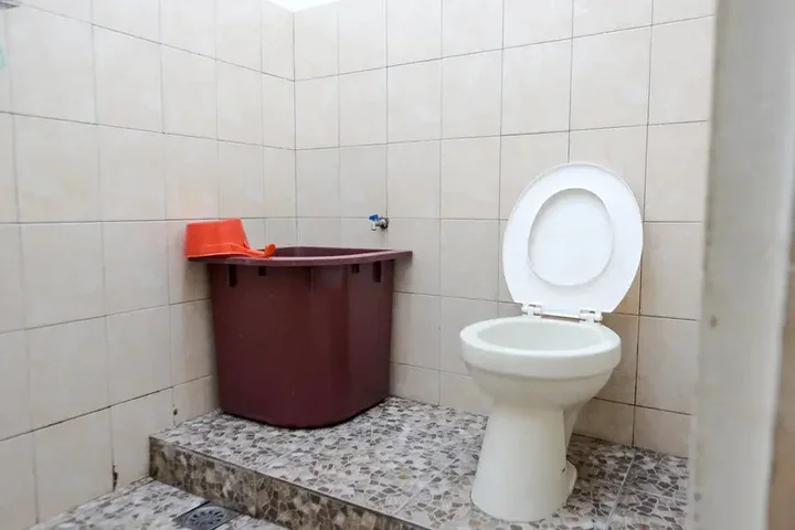 Озеро Тоба: Hotel 78 Parapat Mitra RedDoorz