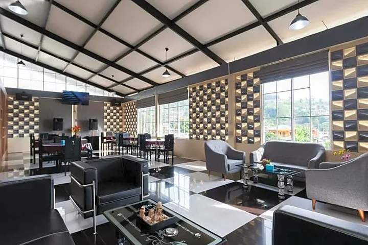 Озеро Тоба: Hotel 78 Parapat Mitra RedDoorz