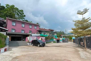Озеро Тоба: Hotel 78 Parapat Mitra RedDoorz