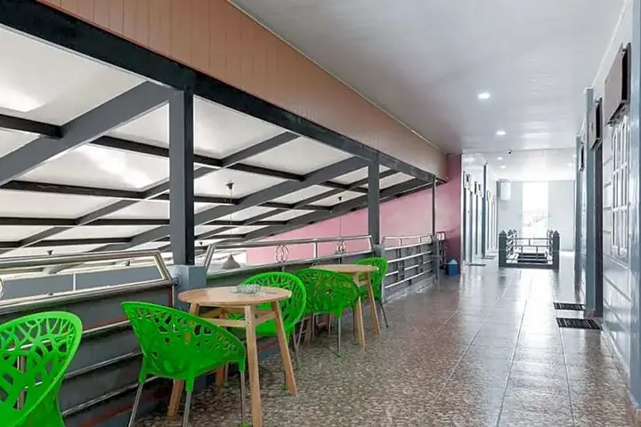 Озеро Тоба: Hotel 78 Parapat Mitra RedDoorz