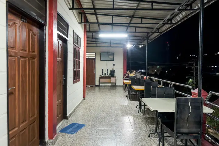 Озеро Тоба: Hotel 78 Parapat Mitra RedDoorz
