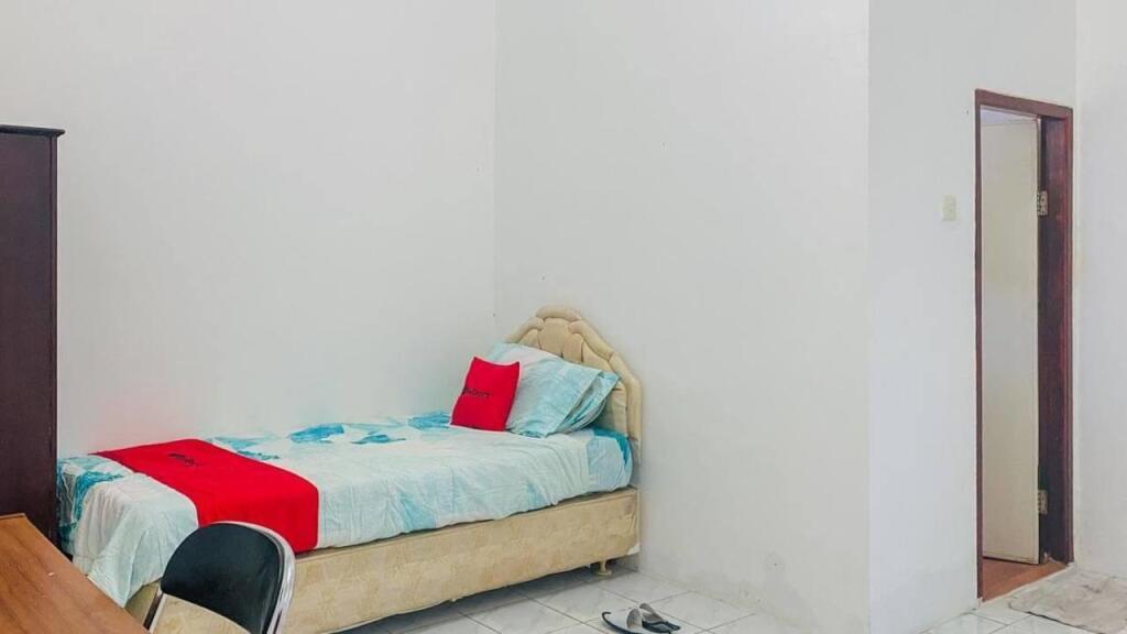 Баликпапан: De' Marihot House 3 Balikpapan RedPartner