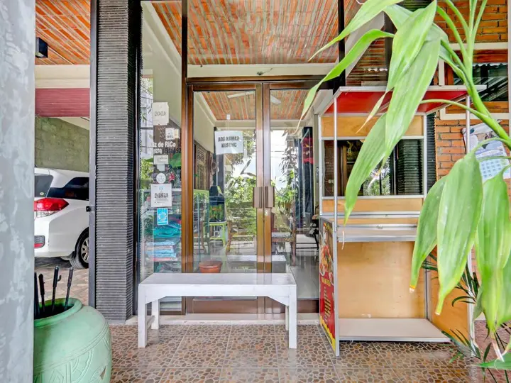 Депок: OYO 90681 Huiz De Rico Guesthouse