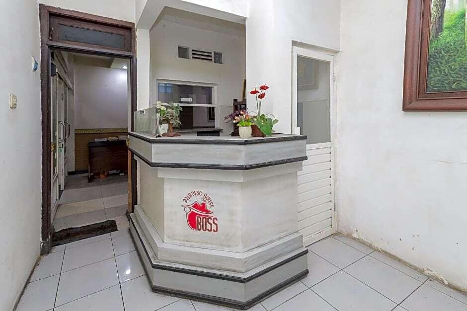 Маланг: RedDoorz near Stasiun Malang Kota Lama 2
