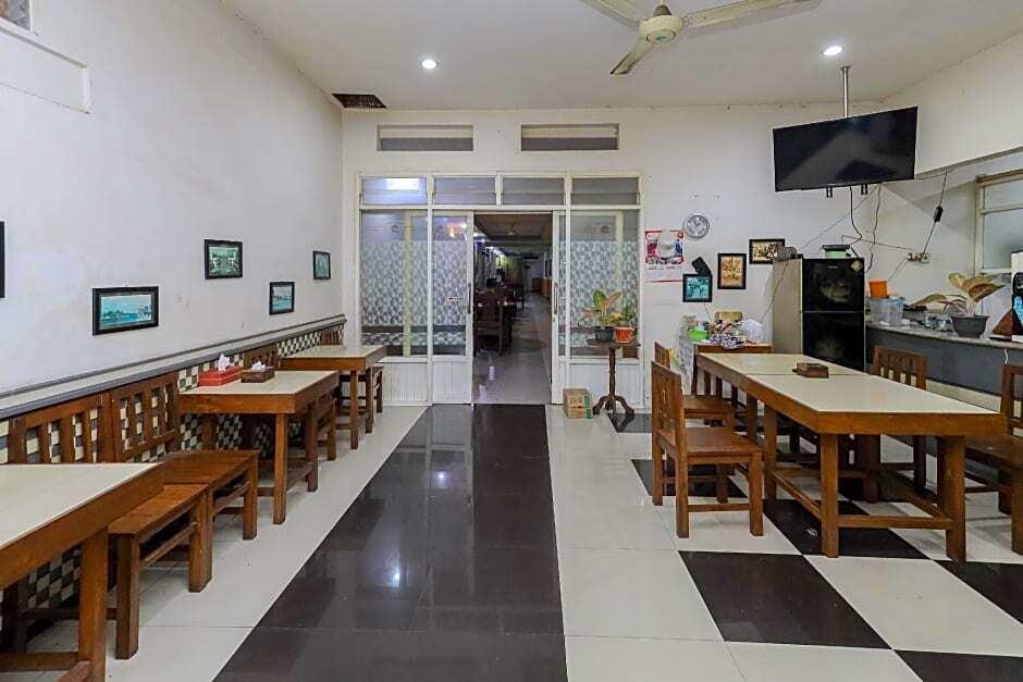 Маланг: RedDoorz near Stasiun Malang Kota Lama 2
