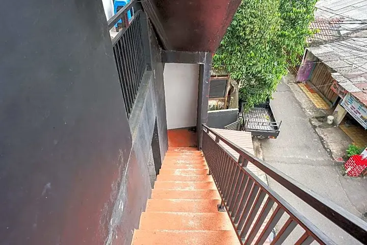 Депок: KoolKost syariah near Universitas Indonesia 3