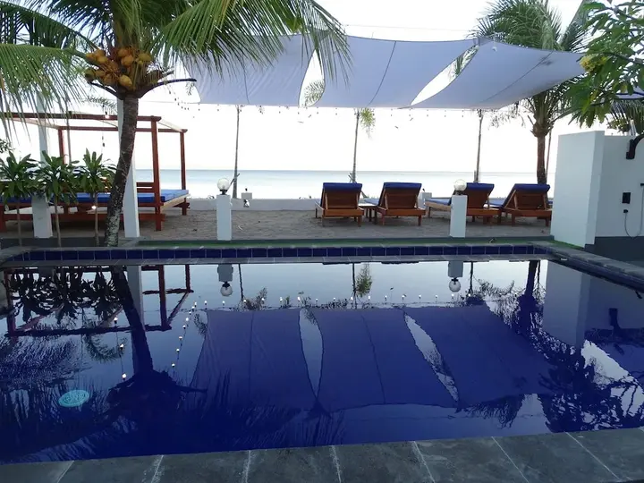 Сенджиги: Beach Club Lombok by Bale Solah