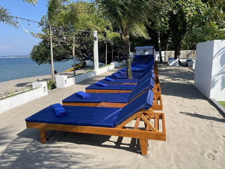 Сенджиги: Beach Club Lombok by Bale Solah