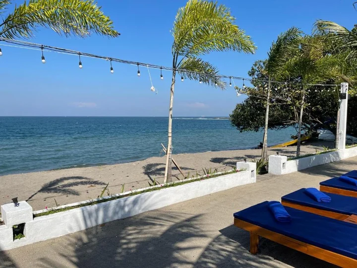 Сенджиги: Beach Club Lombok by Bale Solah