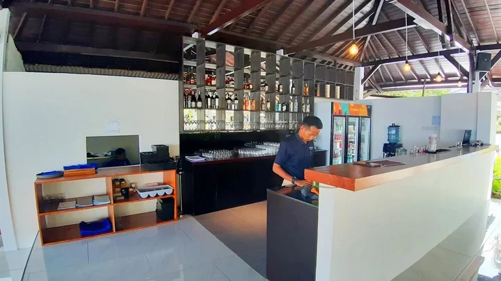 Сенджиги: Beach Club Lombok by Bale Solah