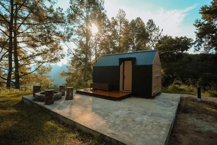 Озеро Тоба: Bobocabin Signature Toba