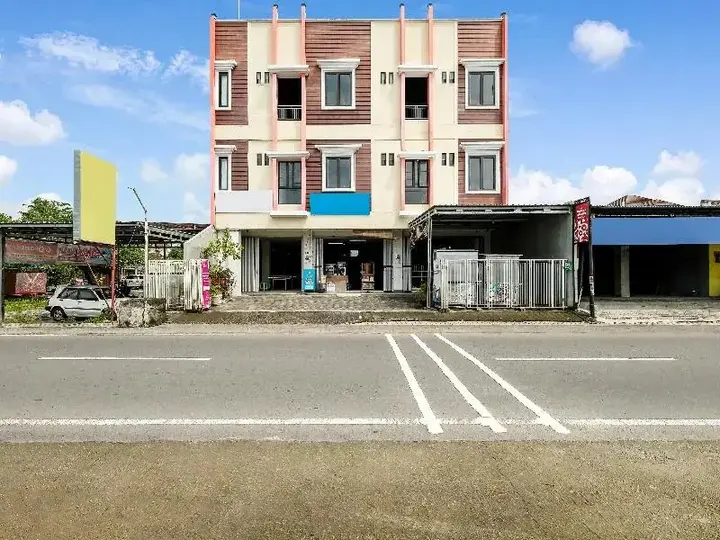 Батуретно: OYO 91075 Sambisari Residence Syariah