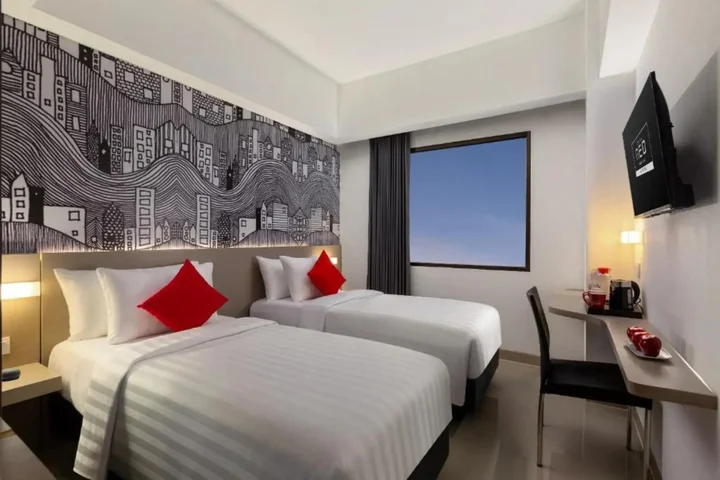 Суракарта: Hotel Neo Gading Solo